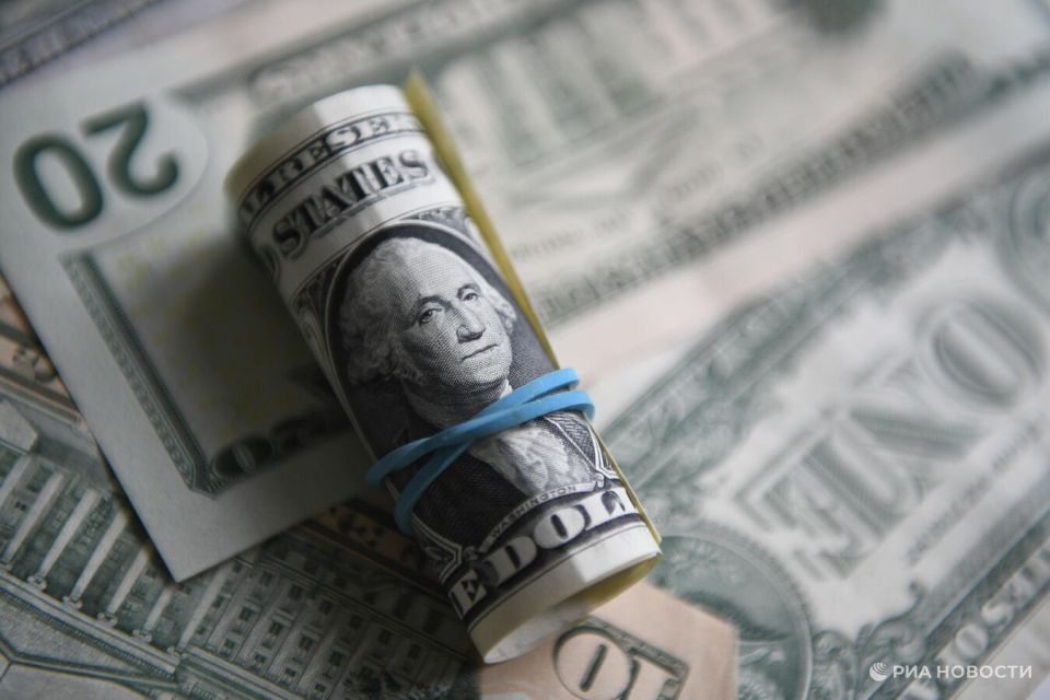 СМИ: Киев согласился с необходимостью увеличения внешнего финансирования