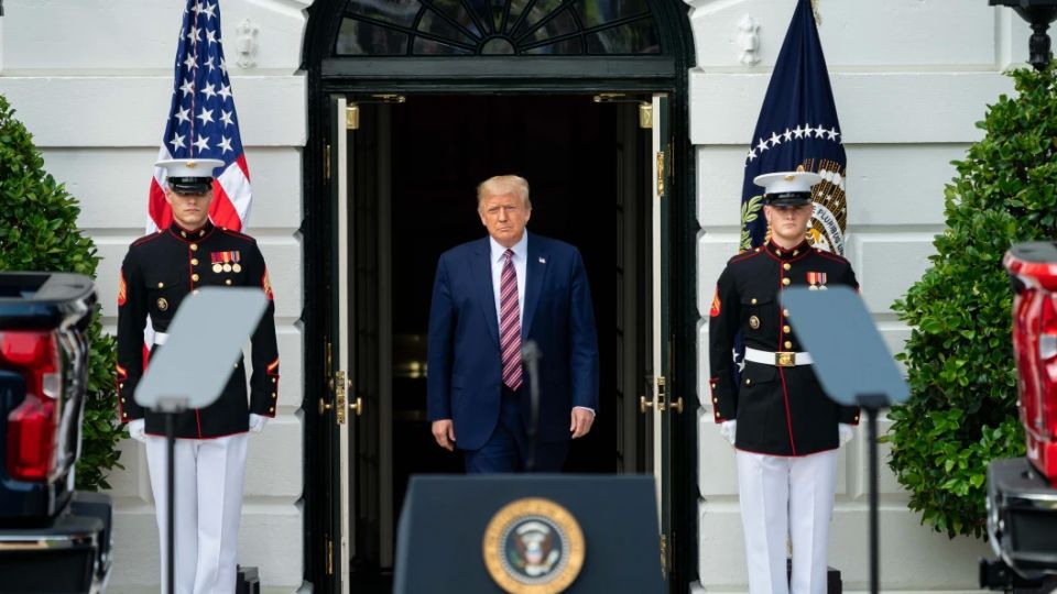 ����* ���������� ������� � ������ "����������" ������ � ��������� ������ �� �������: ����� ������ ������� ������