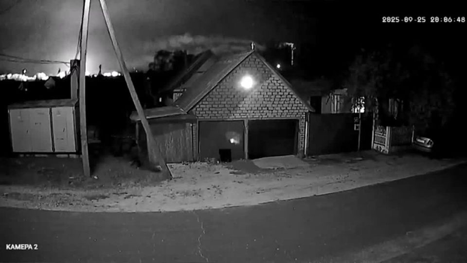 Боевики Зеленского ударили по мирным домам Брянской области