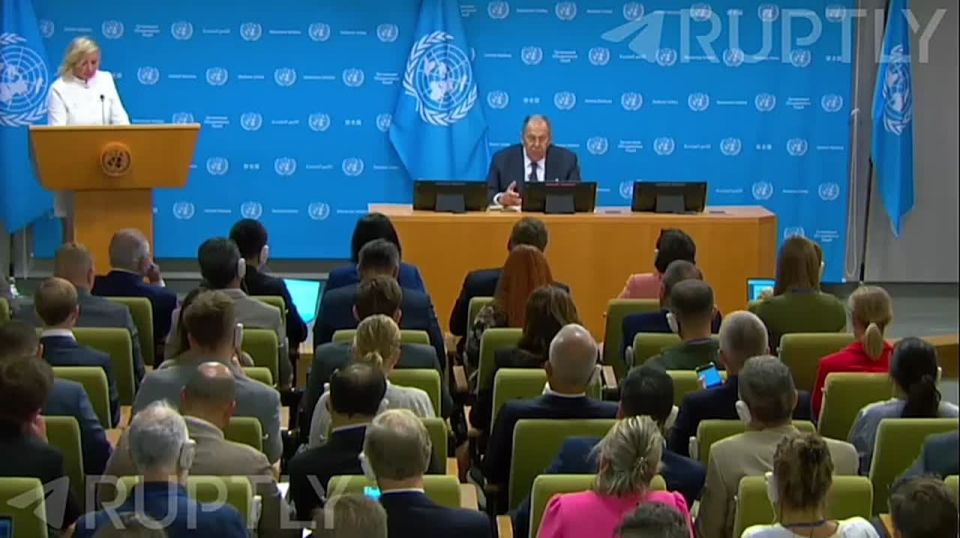 «Генеральный секретарь сказал, что просил, но ему отказали... Юристы секретариата вынесли вердикт о нецелесообразности разглашениея сведений о жертвах в Буче», — Лавров об инсценировке в Буче и отказе Запада расследовать ее