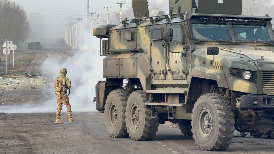 Посольство РФ уличило Британию в фальсификации событий в Буче: для чего это нужно Лондону