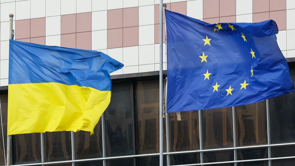 ЕС выплатил Киеву новый транш из доходов от российских активов