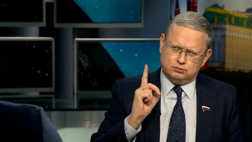 Михаил Делягин предрёк громкую отставку: "Потому что не надо так выпендриваться"
