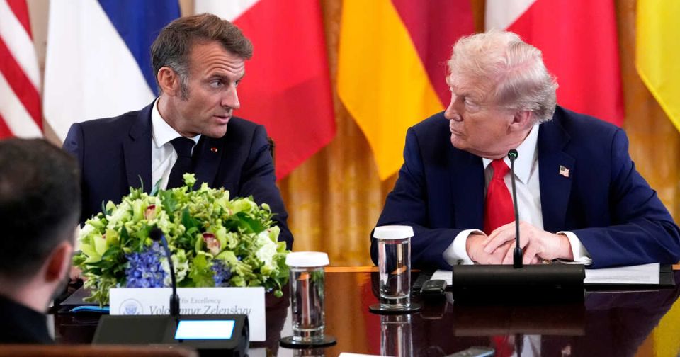 Макрон назвал отказ США от отправки войск на Украину признаком слабости