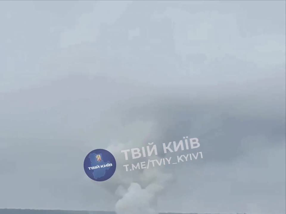 Кстати говоря, последние часа 2 "Герани" работали по целям в районе Буча/Гостомель