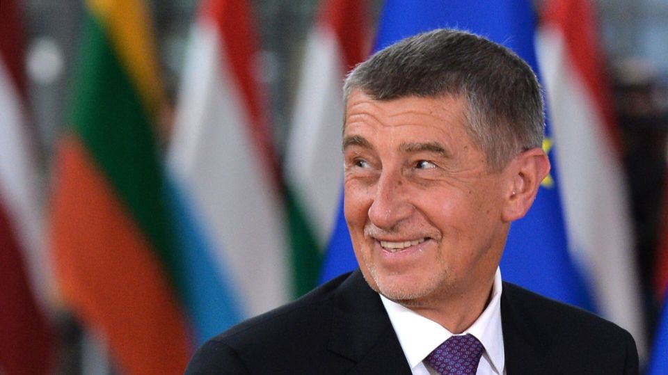 Бывший либерал, любящий Украину меньше, чем Россию. Экс-премьер Чехии Бабиш может вернуться к власти
