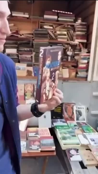 Какой кошмар…. В Киеве на книжном рынке мовные активисты устроили настоящий «рейд чистоты»