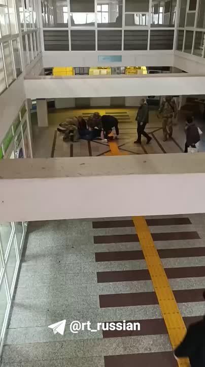 Сотрудники ТЦК под крики о помощи протащили по полу мужчину в одной из больниц Киева