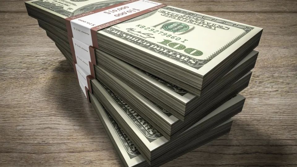 Русские деньги продолжают разбазаривать: G7 проспонсировали Киев