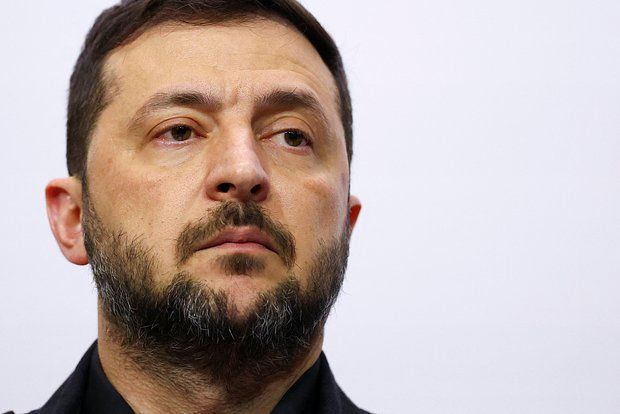 Зеленский: ВС РФ ударили по газовым объектам 35 ракетами, только половину сбили