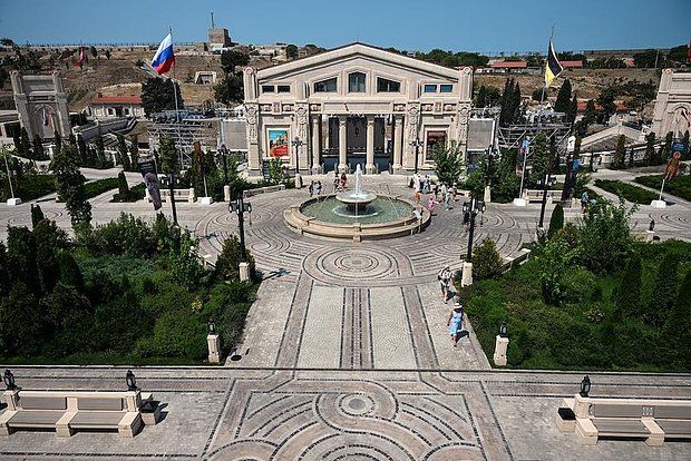 Чепа: Уволенный министр культуры Литвы знает чей Крым, но побоялся сказать