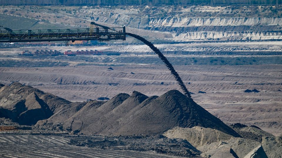 NYT: Киев предложил США делить пополам прибыль от продажи недр в Европу