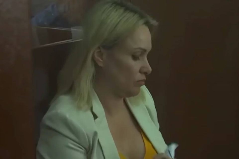 Минюст РФ включил в реестр иноагентов экс-редактора Марину Овсянникову