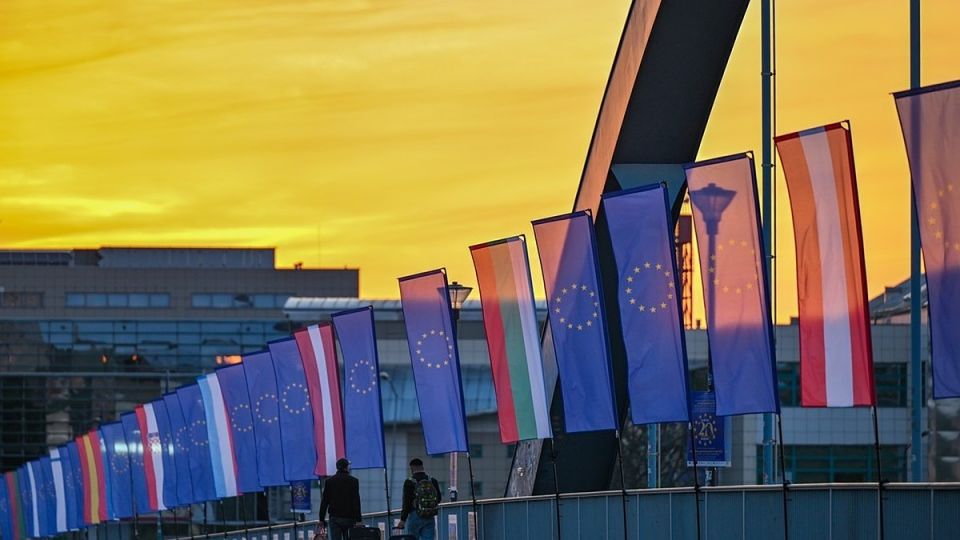 Стало известна сумма ущерба Европы от конфискации активов РФ: счет на миллиарды