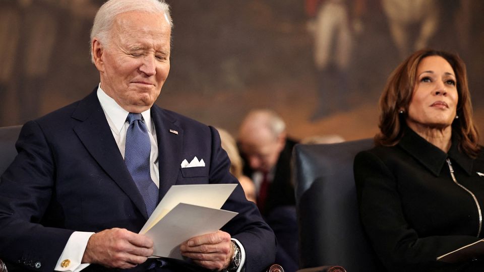 Байден просил ЦРУ не распространять доклад о визите на Украину