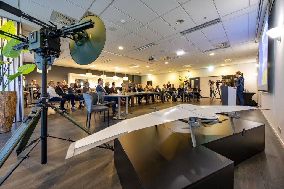 ������ ����������: ������������ ������� ����������� ������� ���������� � ��������� VDL Defentec ����������� �� ������������ ���� � �������� ���������������� ���������� ��� ������� � �����