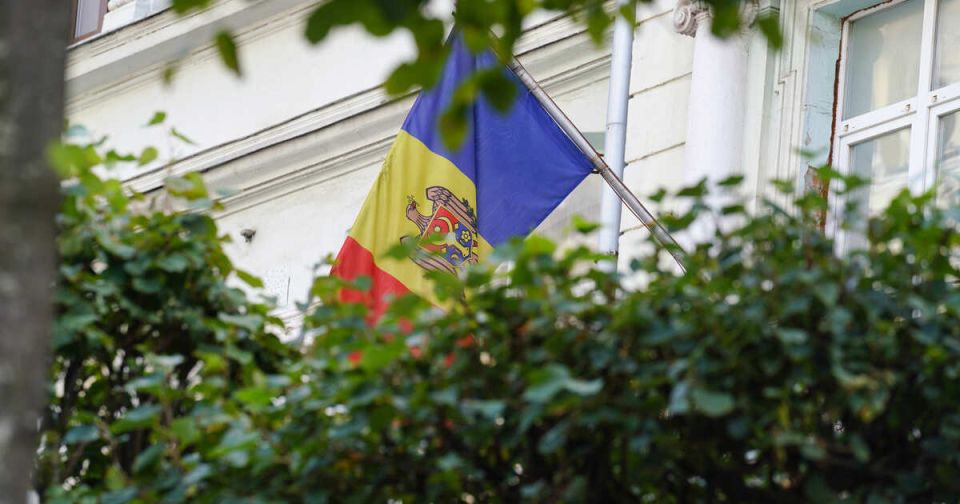 Молдавию призвали воздержаться от опрометчивых шагов в отношении РФ