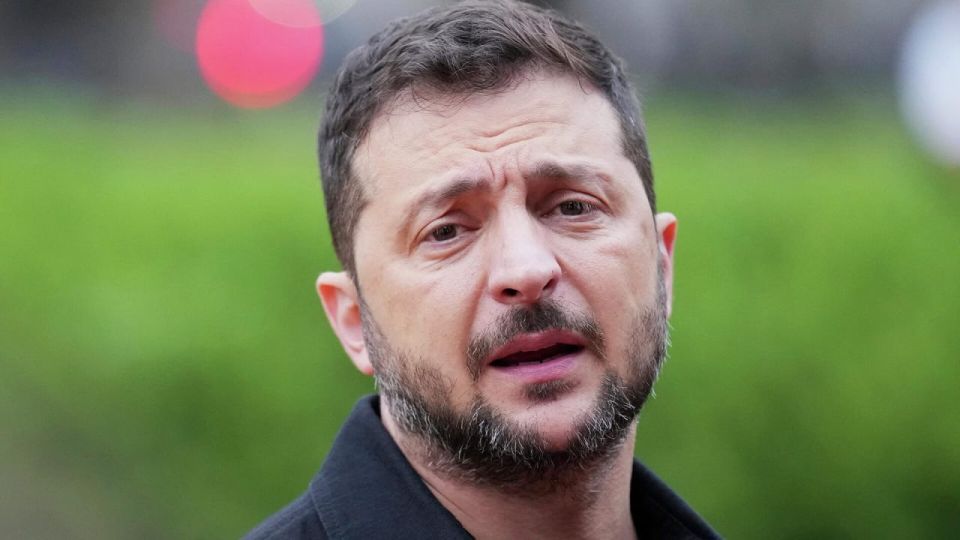 Зеленский* полностью отказался от кейса мирных переговоров