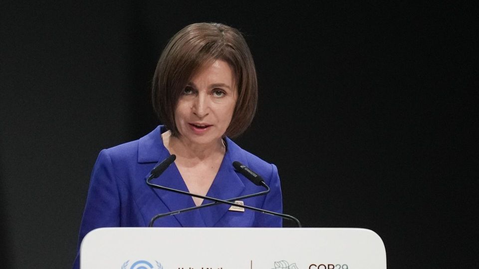 "Бородатая женщина! Она крутит оппонентами как куклами!" — политолог о Майе Санду и выборах в Молдавии