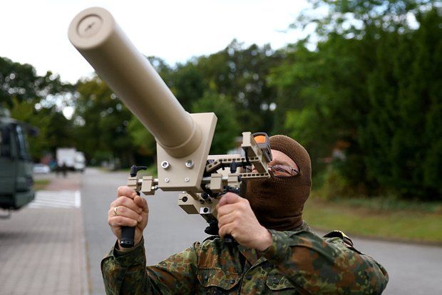 Bloomberg: Германия потратит на военную технику 7,5 миллиарда евро