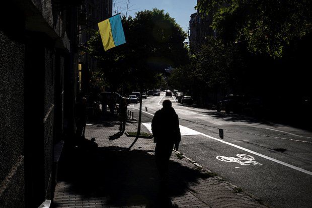 МВФ: В 2025 году экономика Украины вырастет на два процента