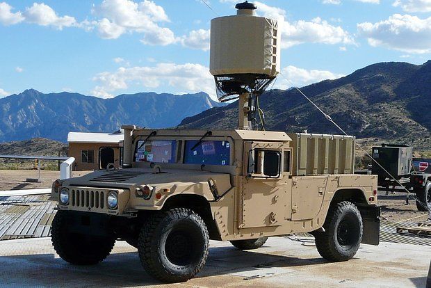 �� ������ ���������� � ���� ��� ������ ���������������� ������� AN/TPQ-50 ���