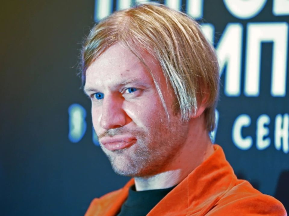 Ходит голым при детях, не может забыть русский: как живет Иван Дорн, отношение к СВО