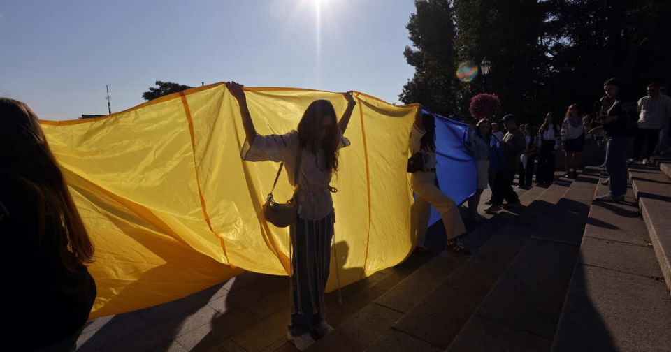 � ������ ������� � ���������� � ������ � ������