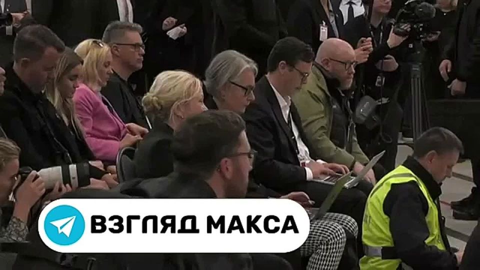 ������ � ������� ��������� ������ � ����������, ����������� ���� � ������� �������� ������������ Gripen E �����, ���� ���� � 100-150 ���������, ������ �������-������� ����������� ���� ����������� �� ����������...