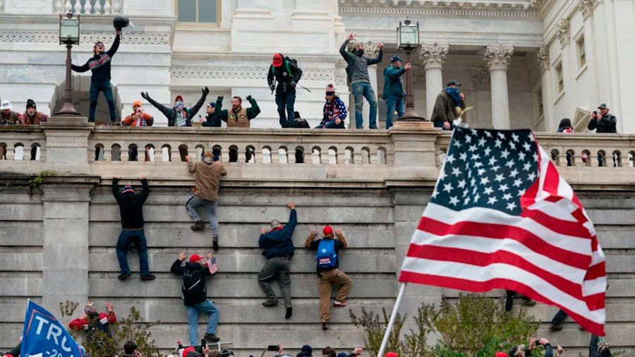 Сергей Лебедев: С позиции паники: что стоит за санкциями и поведением Трампа