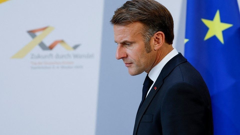 СВР РФ: Макрон рассматривает возможность военной интервенции на Украину