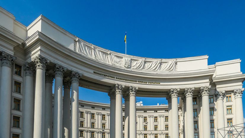 В МИД Украины пригрозили журналистам за посещения мест блокирования ВСУ