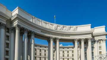 В МИД Украины пригрозили журналистам за посещения мест блокирования ВСУ