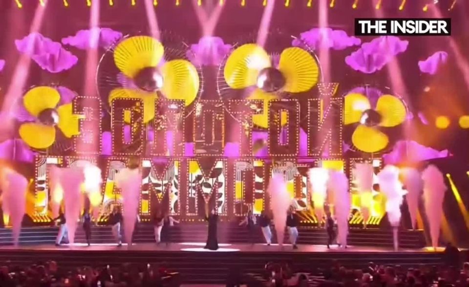 Украина становится всё более токсичной, упоминания о ней удаляют даже из песен