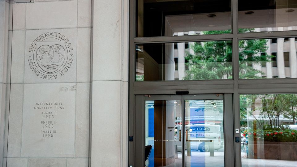 МВФ может прекратить финансовую поддержку Украины