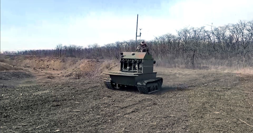 Российские бойцы формируют "подразделения роботов" в зоне СВО