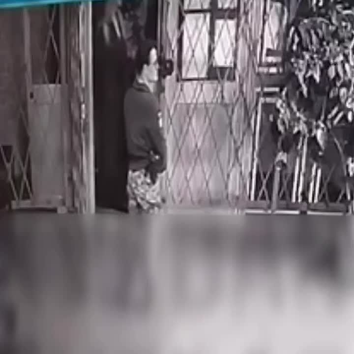 Охранника Анджелины Джоли мобилизовали на Украине