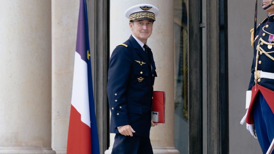 Французский генерал назвал дату нападения России на Европу. "Бросает нам вызов", - "ястребы" в ярости