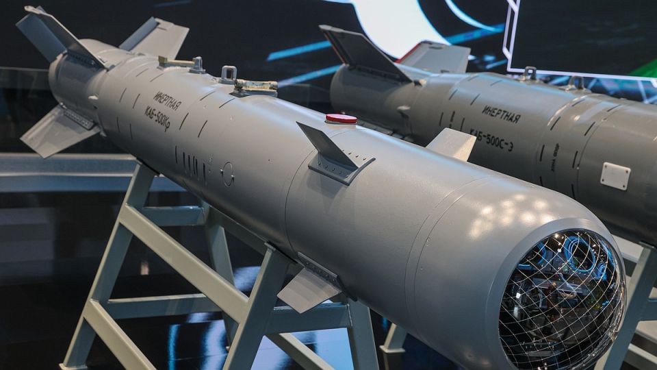 FT: модернизированные советские бомбы дают России преимущество