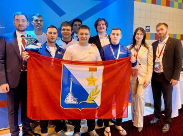 Михаил Развожаев: Егор Табаков — победитель финального этапа Всероссийских открытых соревнований по плаванию «Кубок защитников Отечества»