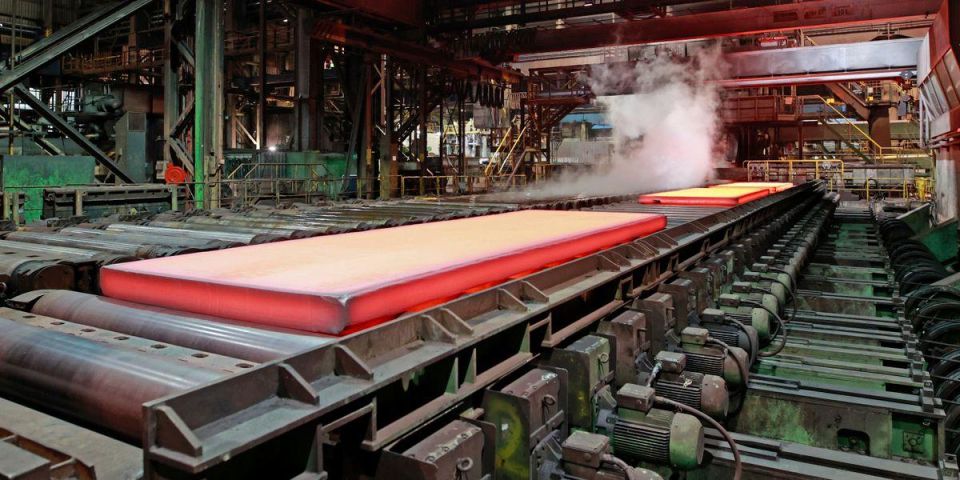 Между тем, в то время как немецкая промышленность имеет мрачные прогнозы, оборонная промышленность находится на подъеме