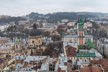 Костенко: Украина будет сражаться у Львова, если отдаст территорию