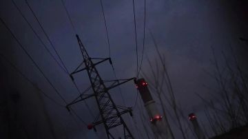 Около 17 тысяч человек остались без света из-за ударов ВСУ по Курской области