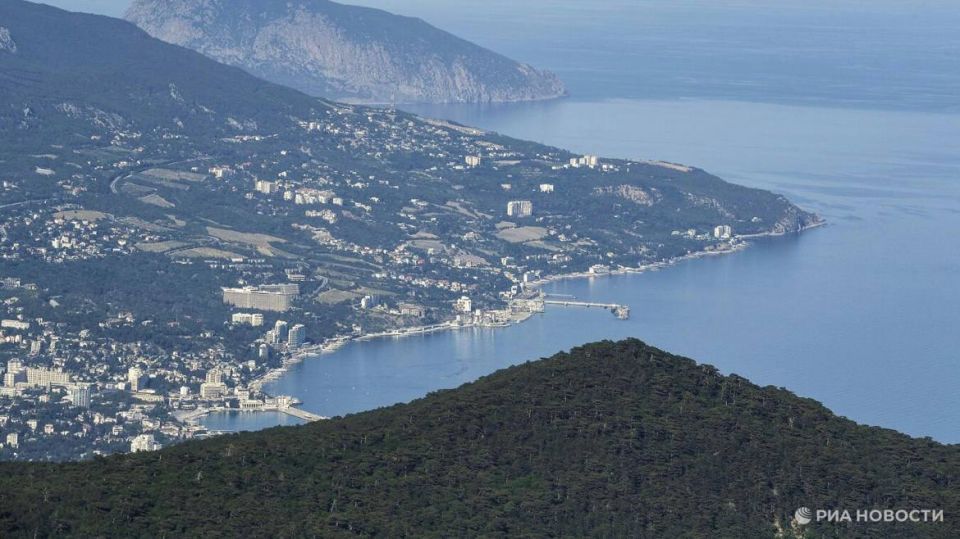 В Крым ждут визит Трампа.. Он помог бы президенту США разобраться в причинах конфликта на Украине и понять крымчан