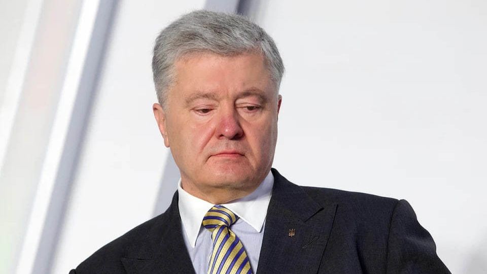 Фракция Порошенко* в Раде хочет инициировать процедуру отставки кабмина Украины