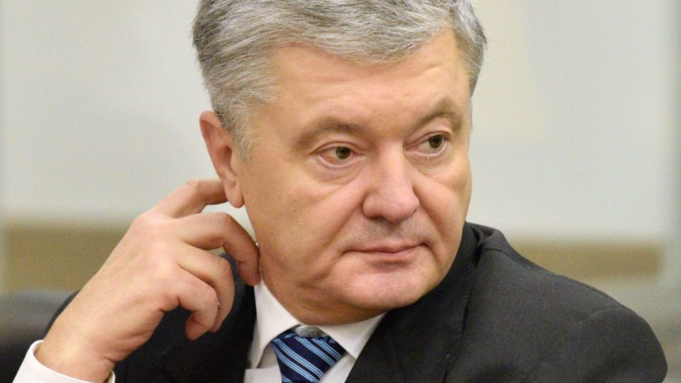 "Это катастрофа": Порошенко* рассказал об ошибках Зеленского