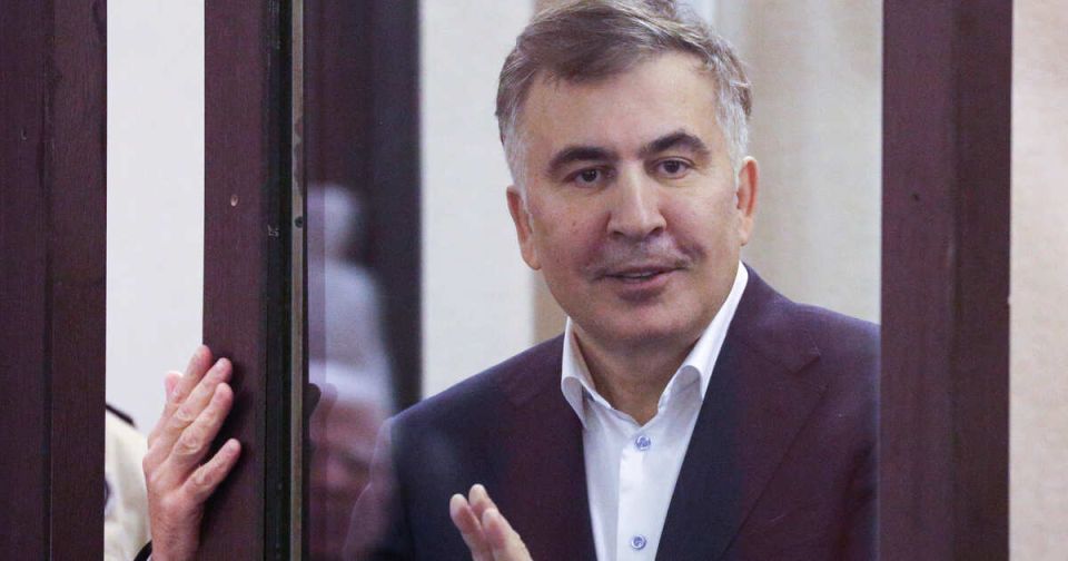 Саакашвили попросил Зеленского включить его в список пленных для обмена