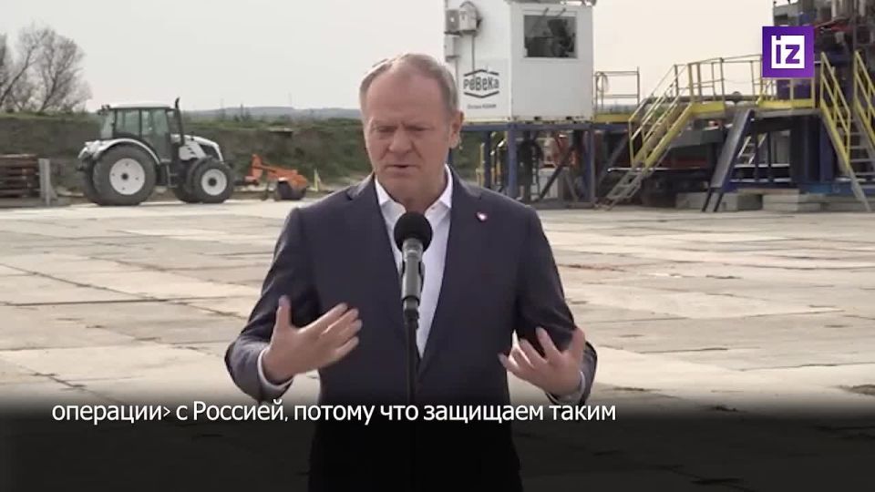 Готовность Запада поддерживать Киев напрямую подрывается разразившимся вокруг ближайшего круга Зеленского коррупционного скандала, заявил премьер Польши Дональд Туск