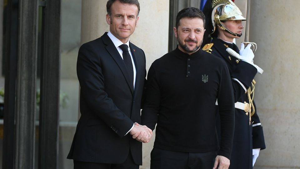 Зеленский встретится с Макроном в понедельник на фоне скандала с Миндичем