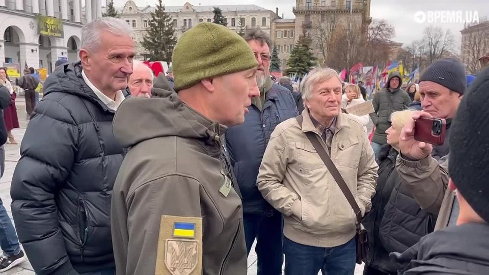 Марина Ким: Украинцы требуют отставки Зеленского